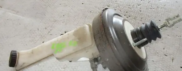 Opel Karl Brake booster