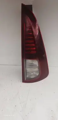 Renault Espace - Grand espace IV Rear/tail lights 8200394724