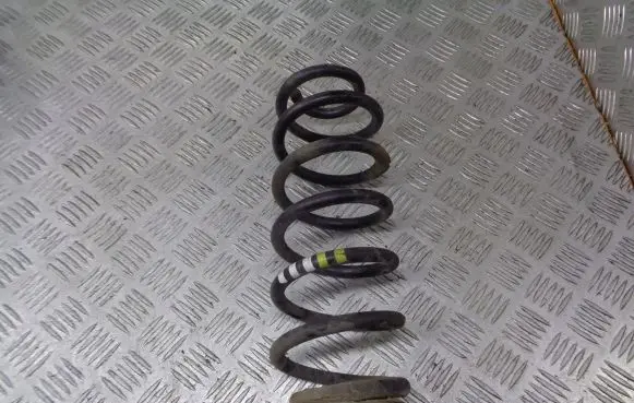 Audi A3 S3 8P Rear coil spring 8P0947135D
