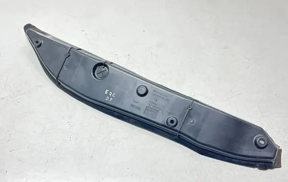 Mercedes-Benz EQC Fender end trim A2938890100