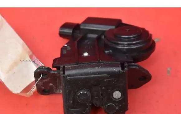 Toyota Auris 150 Tailgate/trunk/boot lock/catch/latch 