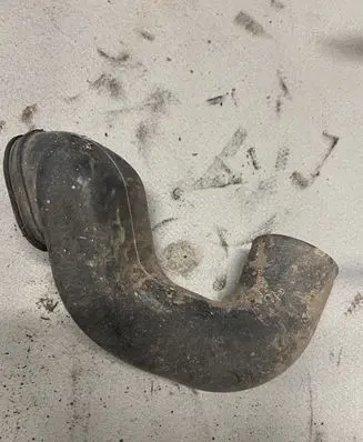 Mitsubishi Pajero Air intake hose/pipe