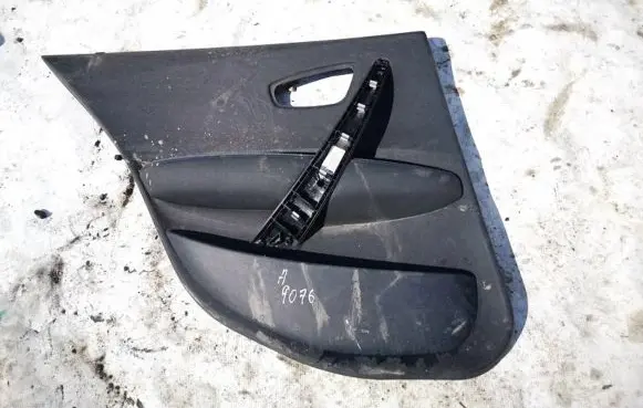 BMW 1 E81 E87 Rear door card panel trim 713338903 7133389-03