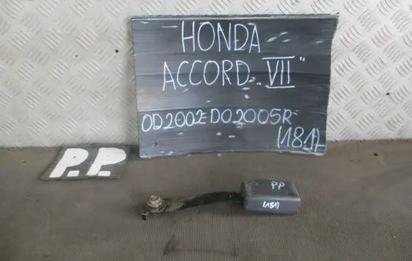 Honda Accord Front seatbelt buckle