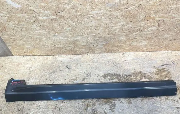 Volvo XC90 Foot area side trim 31672370 S2505P126-Z