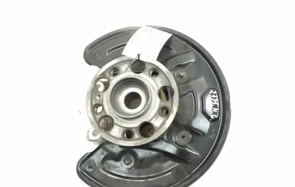 Mercedes-Benz C W205 Rear wheel hub A2053500141
