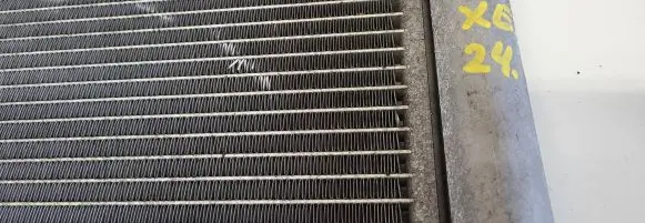 Jaguar XE Radiator set GX7319710BB EF771002