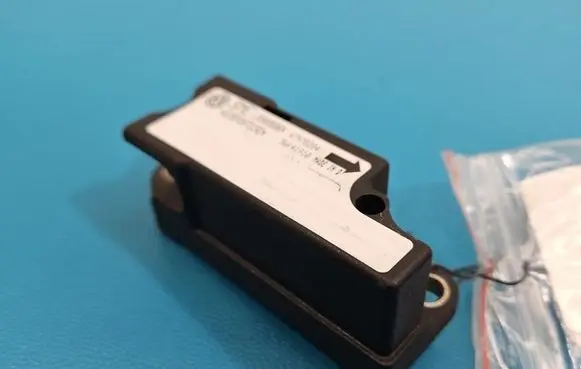 Volkswagen PASSAT B5.5 Fuel cut-off switch 1J0909606N IMPRK1562477