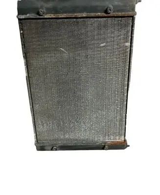 Volkswagen Golf III Coolant radiator
