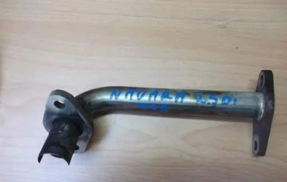 Nissan Navara D22 EGR valve line/pipe/hose