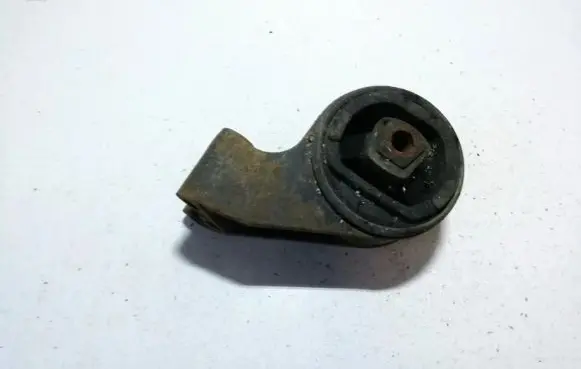 Volvo S40, V40 Engine mount bracket 4618020