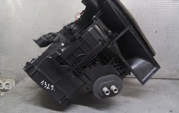 Renault Twingo II Interior heater climate box assembly 8200365187