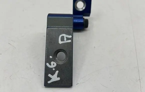 BMW 3 G20 G21 Rear door lower hinge 7246063