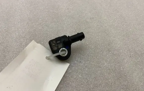 Hyundai Kona I Airbag deployment crash/impact sensor 95920K4000
