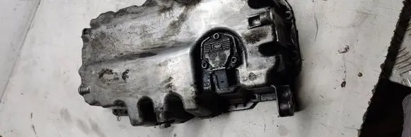 Volkswagen PASSAT B6 Oil sump 03G103601h