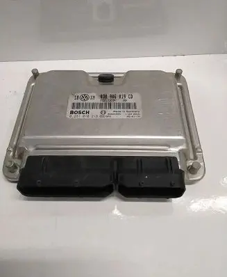 Volkswagen PASSAT B5 Engine control unit/module 038906019CD 28SA4555 0281010218