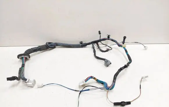 Subaru Forester SH Front door wiring loom 81820SC240 073753 101104