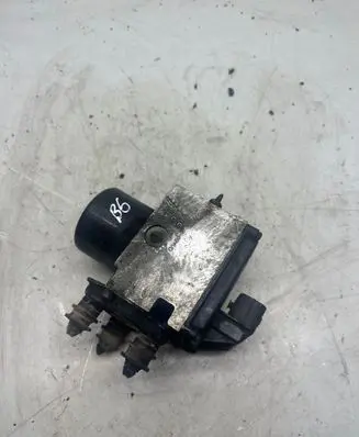 Volkswagen PASSAT B6 ABS Pump 3C0614095M 15747502B 15747702