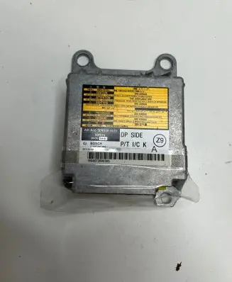 Lexus IS 220D-250-350 Airbag control unit/module 8917053110 0285001904 1904072800303