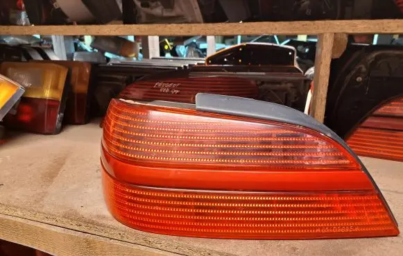 Peugeot 406 Rear/tail lights 9644652677 9644525680