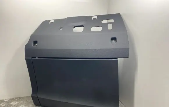 Audi Q3 F3 Glove box 83B857035
