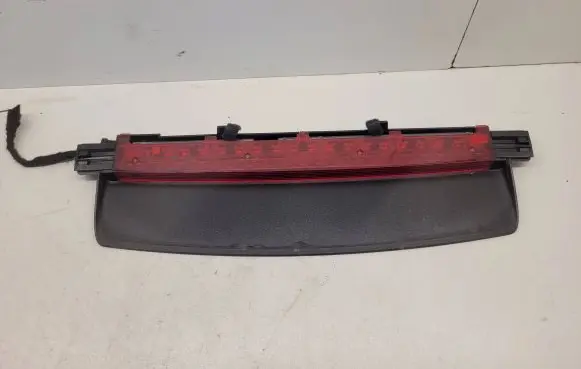 Audi A6 S6 C6 4F Third/center stoplight 4F5945097