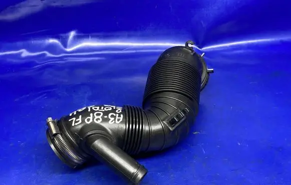 Audi A3 S3 8P Air intake hose/pipe 3C0129654P ETB446197