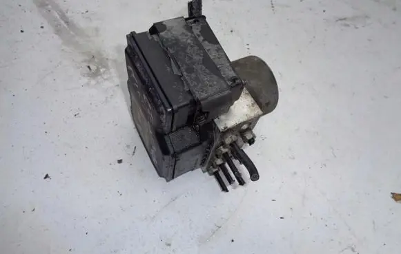 Mini One - Cooper Clubman R55 ABS Pump