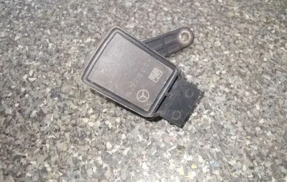 Mercedes-Benz S W221 Air suspension front height level sensor A0105427717