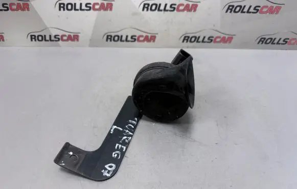 Volkswagen Touareg I Horn signal A28657625