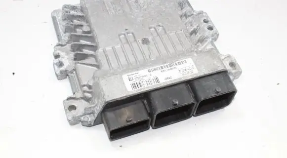 Mazda 3 II Engine control unit/module AV6112A650PC