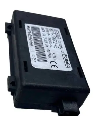 Ford Transit Aerial antenna amplifier 6C1T15K602AE RVA009BV8 VP6A1F15K602AE