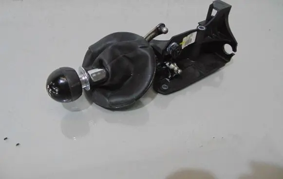 Fiat 500E Gear selector/shifter in gearbox 