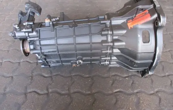 Iveco Daily 5th gen Manual 6 speed gearbox 28356 8874020 F1AE3481B