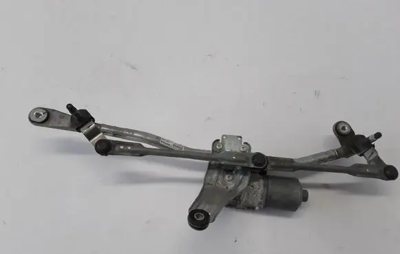 Front wiper linkage