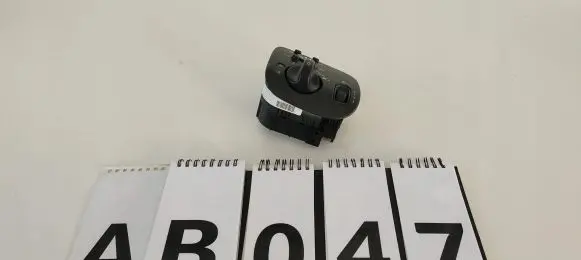Mercedes-Benz C W203 Light switch A2035452304