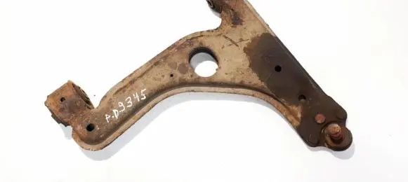Opel Zafira A Front lower control arm/wishbone 90468638