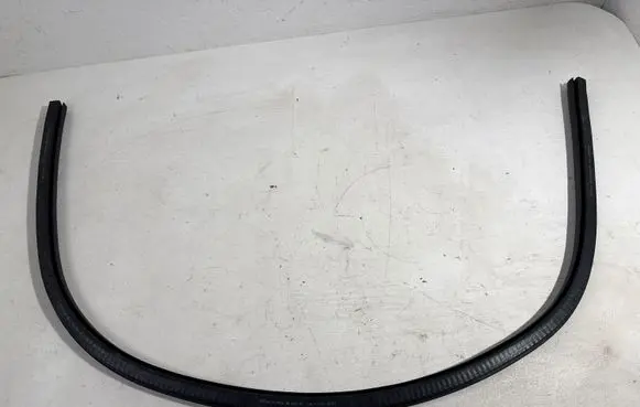 Audi A7 S7 4G Front door rubber seal 4G8831707A