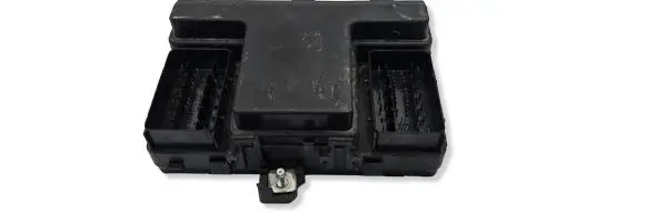 Ford Mondeo MK V Fuse module FG9T14A067MD G2811 16262857