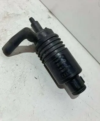 Audi A4 S4 B5 8D Windscreen/windshield washer pump 4A0955651