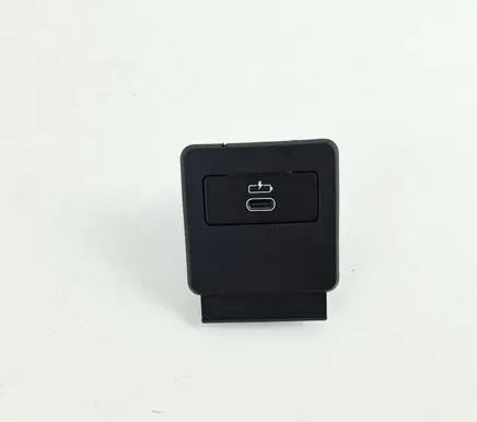 BMW 1 F40 USB socket connector 5A84161 84105A84161 6823441