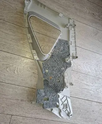 Renault Captur II (C) pillar trim 769325254R 769341042R M9204