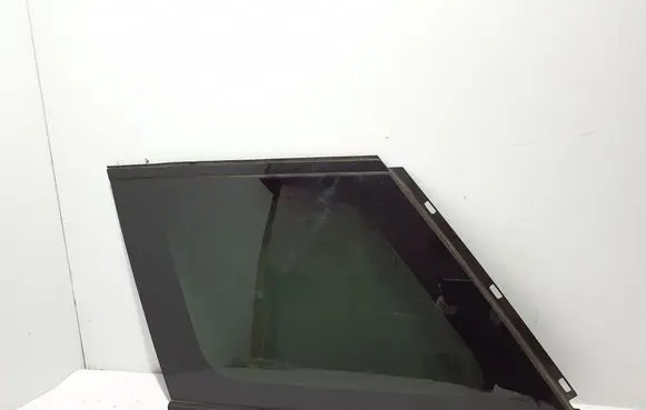 Land Rover Range Rover L405 Rear side window LR077639