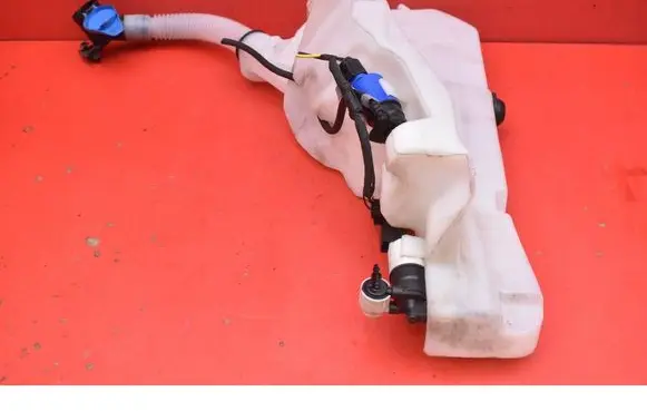 Jaguar F-Pace Windshield washer fluid reservoir/tank HK8317B613BC