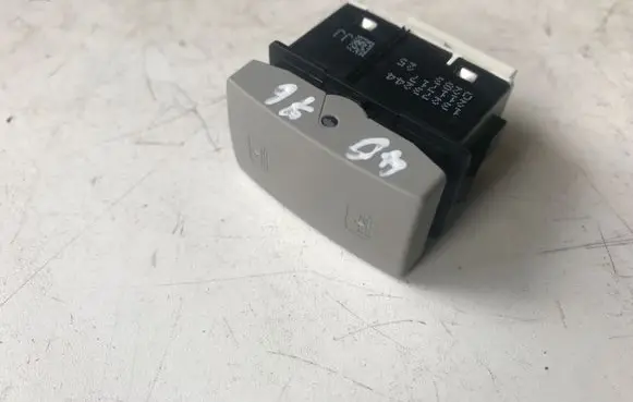 Opel Insignia A Sunroof switch 13273244