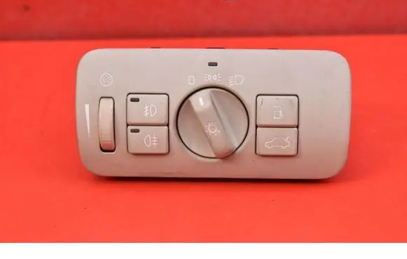 Volvo S80 Light switch 30739418