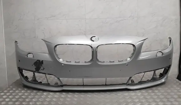 BMW 5 F10 F11 Front bumper 7331706