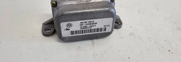 Volkswagen Touran I ESP acceleration yaw rate sensor 1K0907655B U9D5B022EC 10098503204