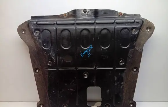 Dacia Duster II Engine splash shield/under tray 758901685R 1718 411561