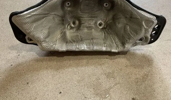 Porsche Cayenne (9Y0 9Y3) Heat shield in engine bay 4M0819523A